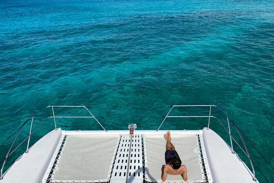 Private Catamaran Cruise and Snorkeling Tour in Honolulu