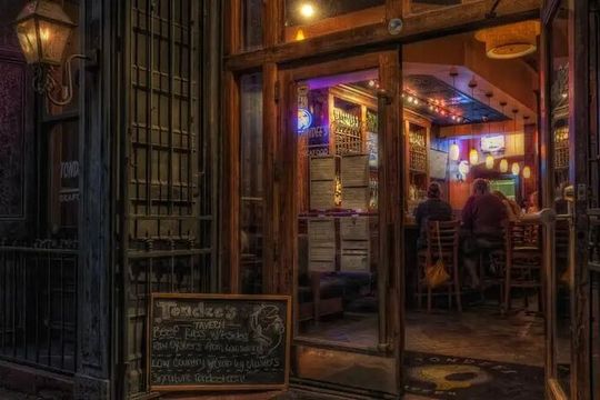 Savannah Haunted Pub Crawl Walking Tour