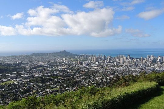HONOLULU CITY TOUR AND VULCAN - In Spanish