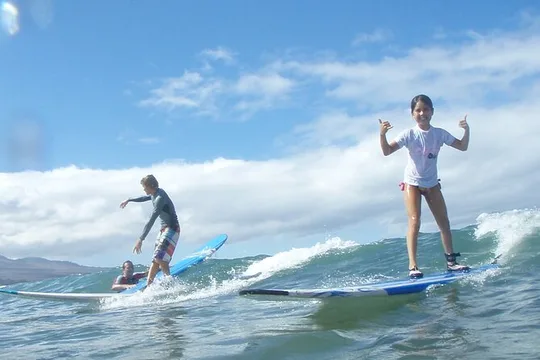 Maui: Two Hour Beginner Group Surf Lesson in Kihei