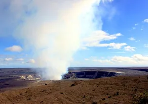 Hilo Shore Excursion: Active Volcano, Lava Tube, Waterfall and Gardens
