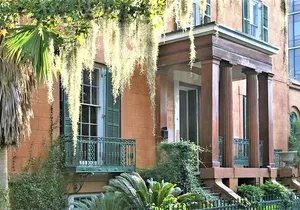 Haunted Savannah Paranormal Ghost Tour