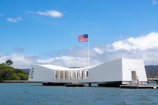 Pearl Harbor USS Arizona Memorial and Honolulu City Tour
