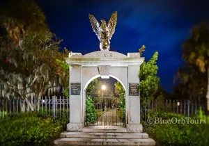 Uncensored Zombie Night-Time Walking Ghost Tour of Savannah (Ages 18+)