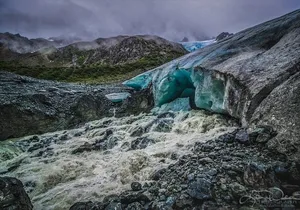Glacier and Mountain Viewing Intro Flight