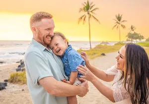 Big Island Photographer 45 minute beach portrait sessions