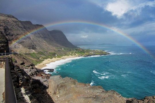 Private Tour of Oahu for 6 to 11 people - up to 8 hours