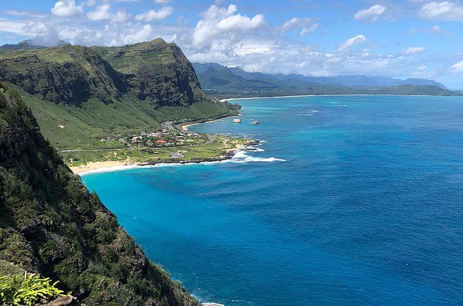 Oahu's Best Circle Island Sights & Bites Tour from Waikiki