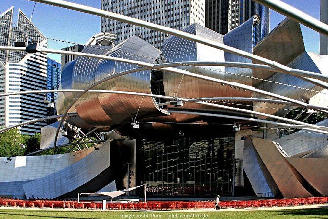 Welcome to Chicago: Private Half-Day Tour with 360 Observation Deck