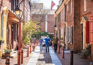 2.5 Hour Philadelphia History Tour with Washington War Tent Show