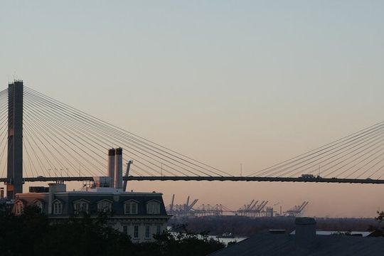 Savannah Bar Crawl by the Bridge