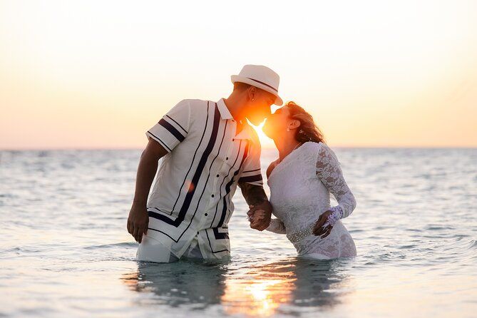 Private Vacation Photoshoot with Photographer in Myrtle Beach