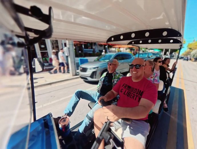 Key West 8-Seater EZGO Golf Cart Rental Image 2