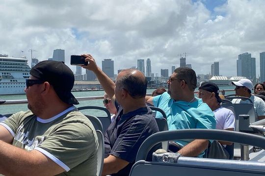 Miami City Half-Day Bus Tour with South Beach Cruise