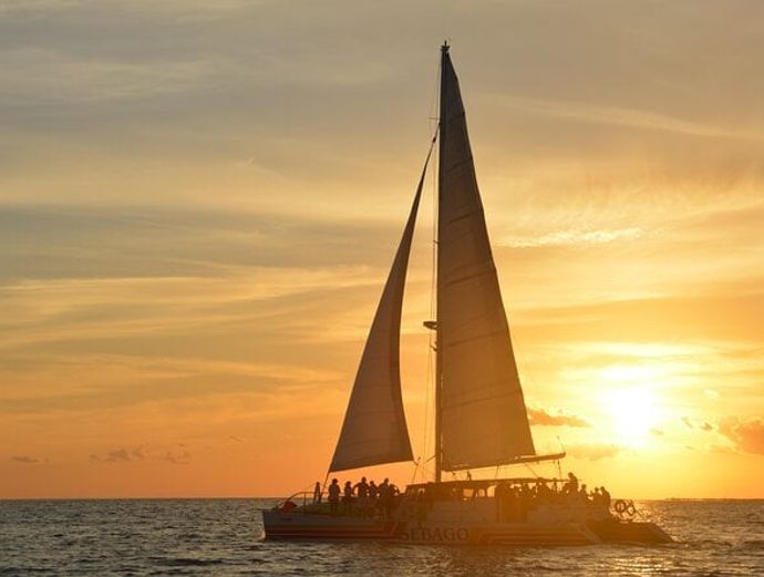 Key West Sunset Champagne Cruise Image 3