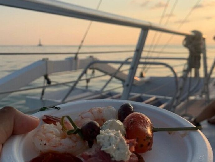 Key West Sunset Sail with Champagne, Hors D’oeuvres and Full Bar Image 4