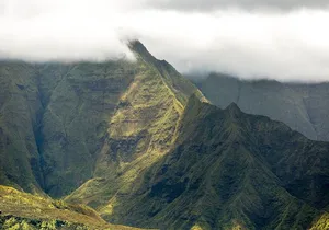 Kauai' Exclusive Helicopter Tour: Land & Explore Olokele Canyon