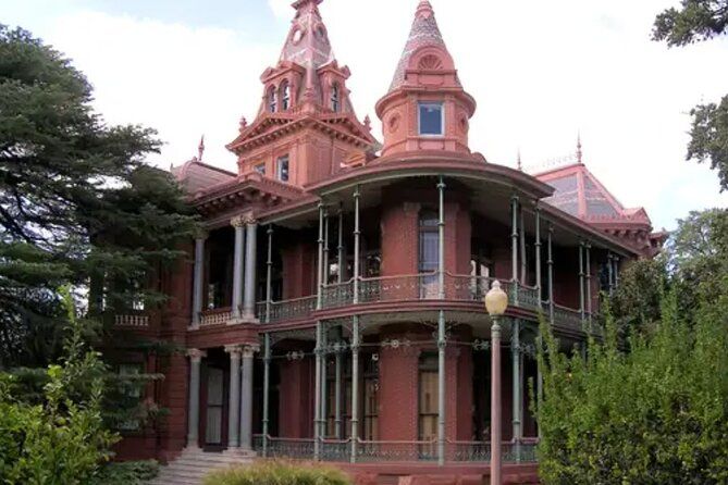 The Madam's Curse Walking Ghost Tour