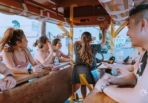 Beer Lover's Bike Tour of Honolulu