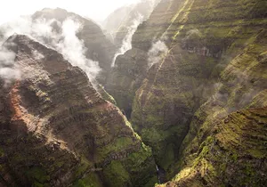 Kauai Deluxe Waterfall Safari: Helicopter Tour
