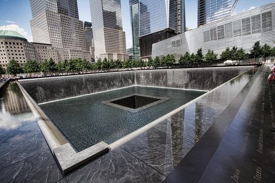 New York Private 9/11 Memorial Tour with Optional Museum Ticket