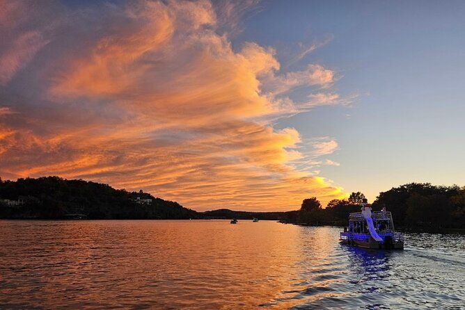 Lake Austin Sunset Boat Cruise – 1 - Hour Scenic Tour BYOB