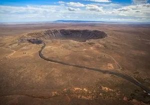 Northern Arizona Meteor Crater and Walnut Canyon from Phoenix - Private Tour