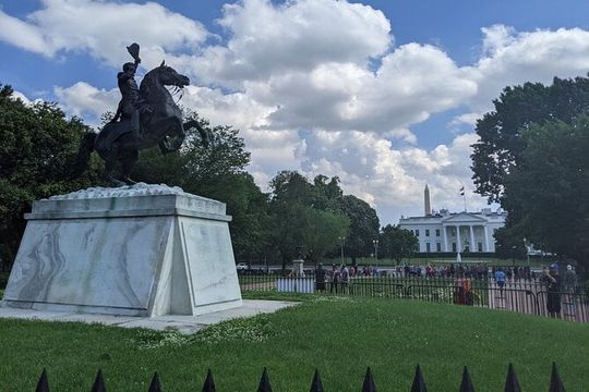 Presidents' Residences Walking Tour: Lafayette Sq + Foggy Bottom