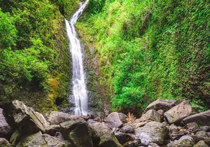 Self guided Hike Trail to Nature Walk & Waterfall