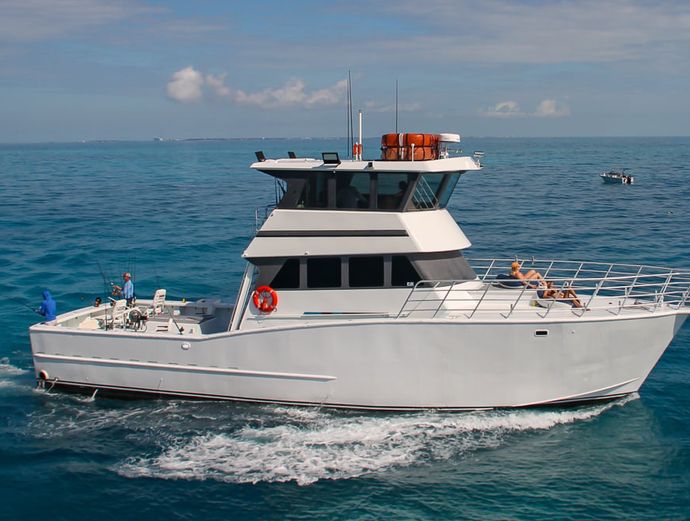 Key West Private Luxury Pro Fishing Yacht Charter Image 2