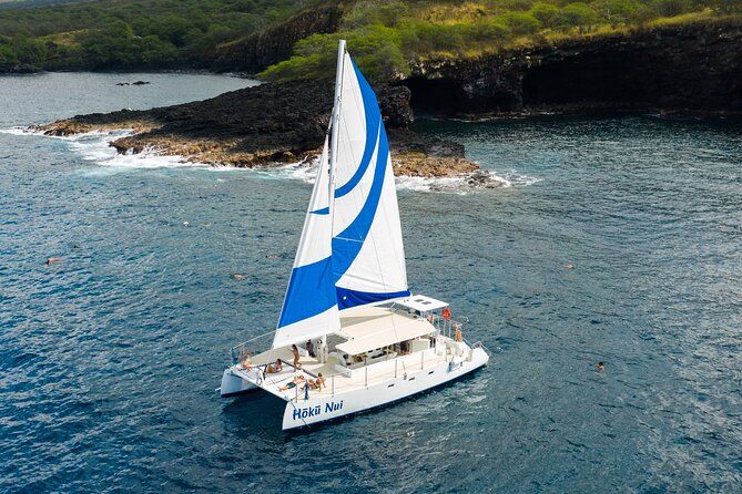 Afternoon Sail & Snorkel to the Captain Cook Monument