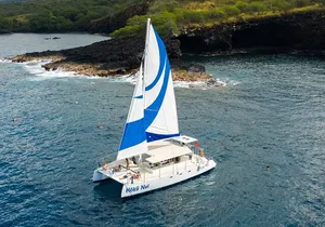 Afternoon Sail & Snorkel to the Captain Cook Monument