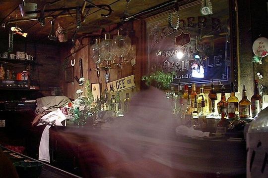 Spirits of Seville Pensacola's Haunted History Tour with Meal