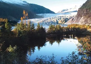 Best of Juneau: Mendenhall Glacier, Whale Watching and Salmon Bake