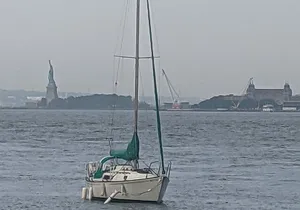 Private tour LI Sound to East River to the Statue of Liberty