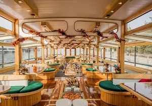 New York Afternoon Fall Foliage Cruise with Lunch
