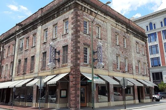 Johnson Square to Independent Presbyterian: A Self-Guided Audio Tour of Savannah