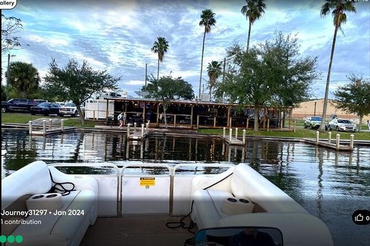 1 Hour Scenic Pontoon Day Cruise