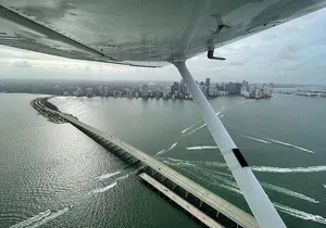 Private 60 Minute Romantic Air Tour with Champagne in Miami