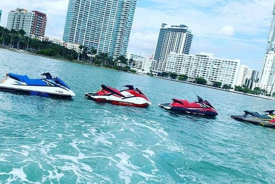 Miami Jet Ski Rental: chase the Ocean, ride the Waves