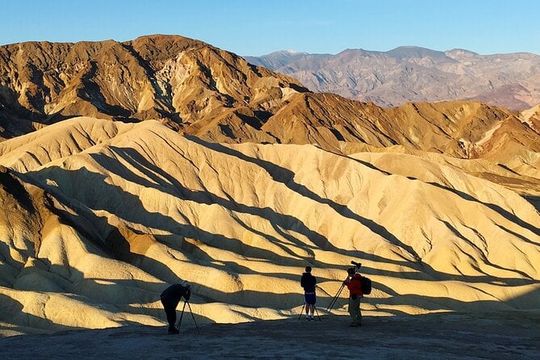 Death Valley Sunrise & Stargazing Day Tour Group Discount for 2 More People