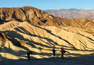 Death Valley Sunrise & Stargazing Day Tour Group Discount for 2 More People