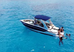 Luxury Private Boat Charter in Big Island Hawaii
