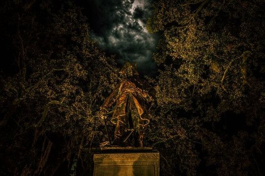 Savannah Terrors Spirits & Spirits Haunted Pub Crawl