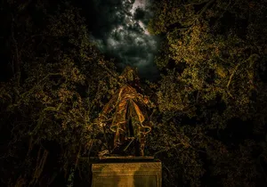 Savannah Terrors Spirits & Spirits Haunted Pub Crawl