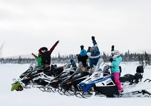 2-Hour Guided Snowmobile Tour in Fairbanks