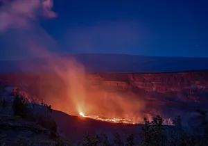 Private - Hawaii Volcanoes NP and Black Sand Beaches Tour
