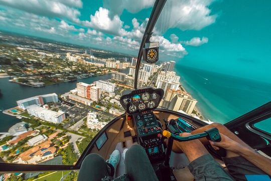 Romantic Miami Helicopter Tour with Champagne