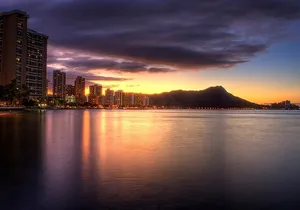 Sunrise Breakfast Cruise in Honolulu