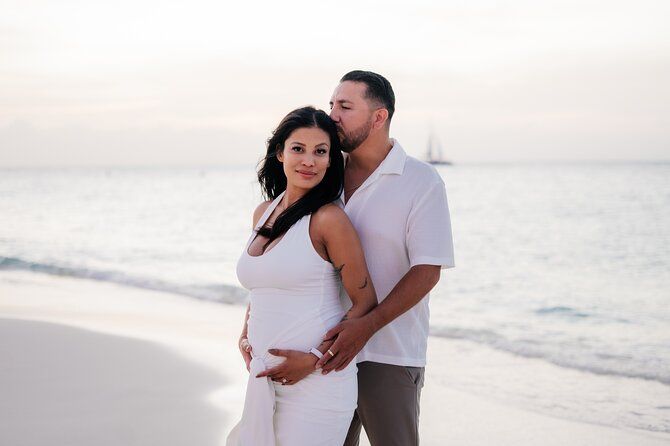Private Vacation Photoshoot with Photographer in Grand Caymen
